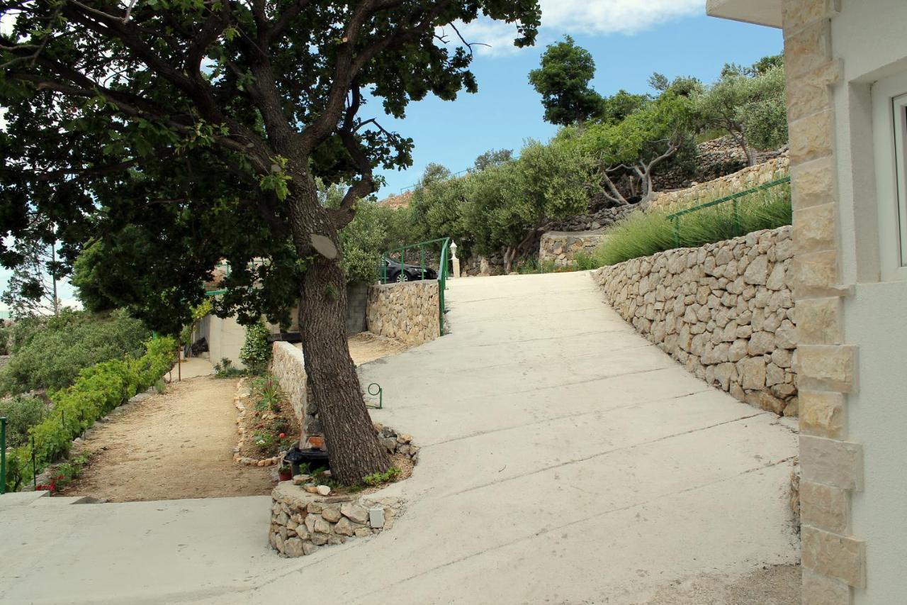 Villa " Davorka" พอดโกรา ภายนอก รูปภาพ