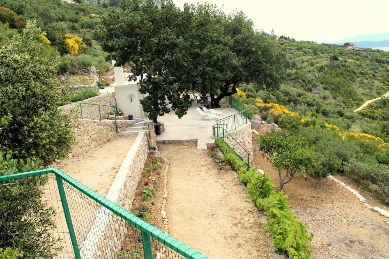 Villa " Davorka" พอดโกรา ภายนอก รูปภาพ