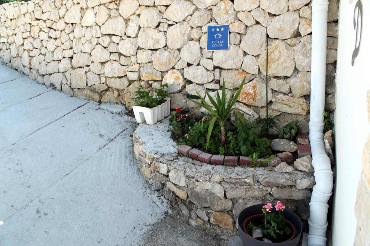 Villa " Davorka" พอดโกรา ภายนอก รูปภาพ