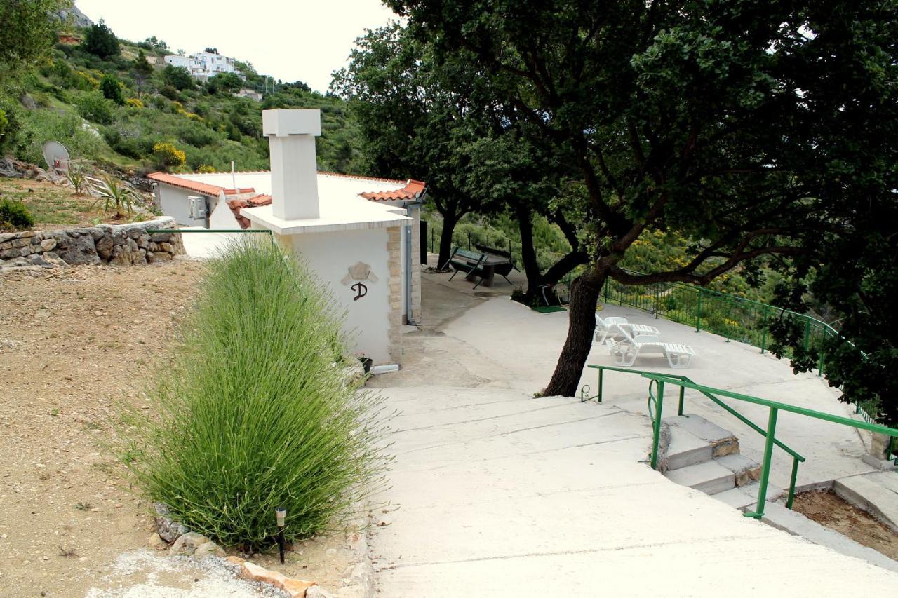 Villa " Davorka" พอดโกรา ภายนอก รูปภาพ