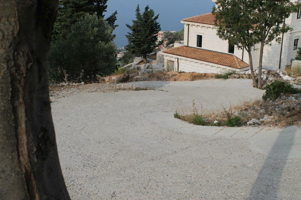 Villa " Davorka" พอดโกรา ภายนอก รูปภาพ